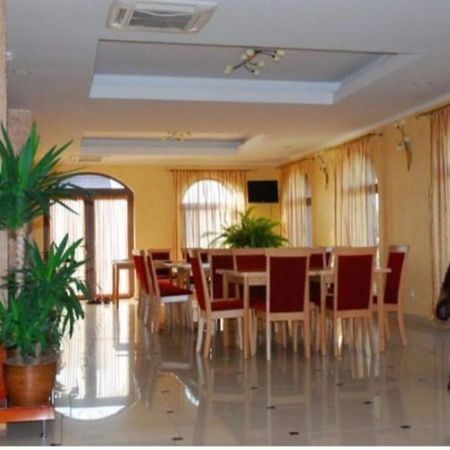 Hotel Casa Optima Gran Varadino Esterno foto